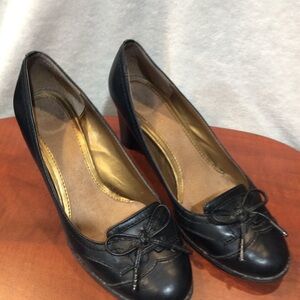 DOCKER black leather shoes